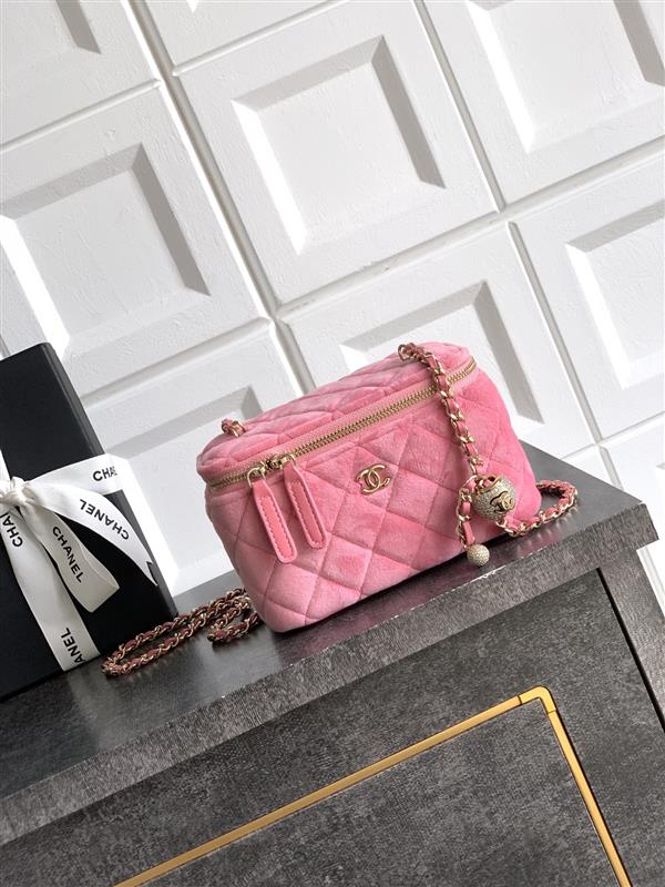 2026127215530847 600